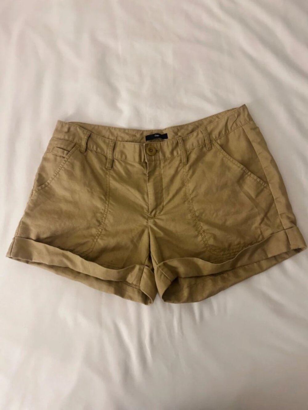 Beige Khaki Relaxed Fit Shorts Women’s US 6